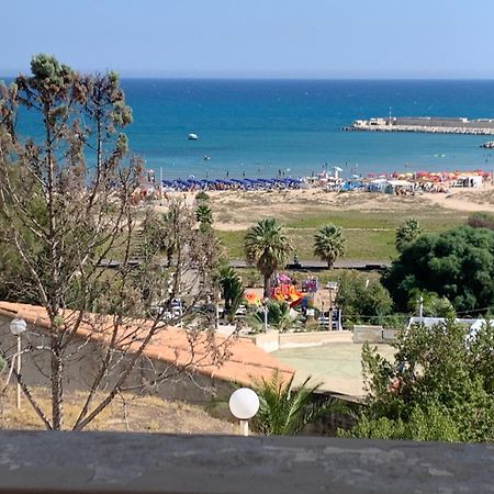 La Bussola Porto Palo Exterior foto