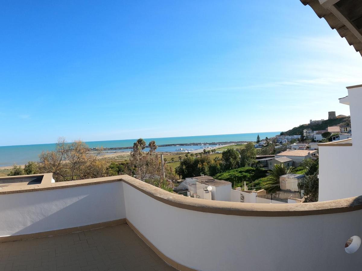 La Bussola Porto Palo Exterior foto